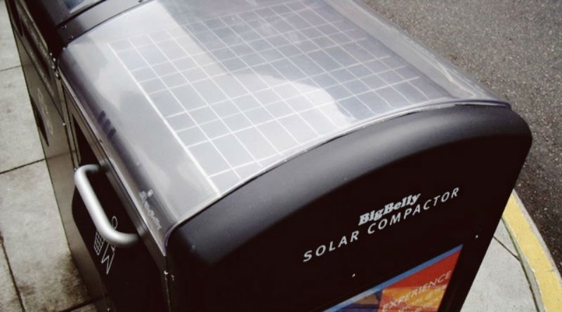 Las placas solares que usarán los contenedores veganos en Alicante